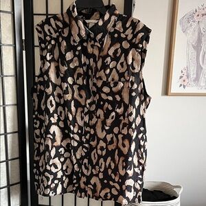 H&M Black and Tan Leopard Print Blouse